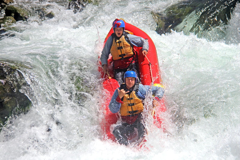 grade 5 inflatable kayaking / duckies