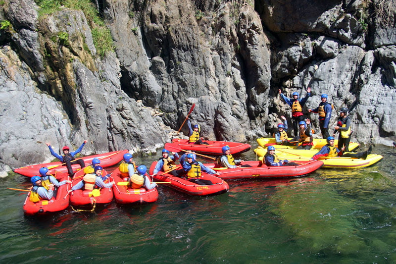 grade 5 inflatable kayaking / duckies