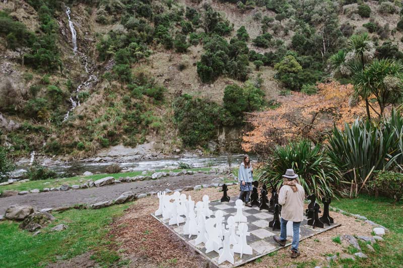 Giant Chess